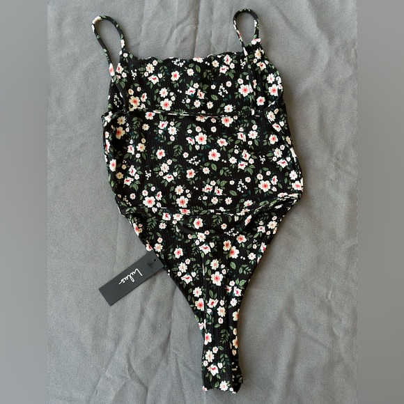 Lulu’s bodysuit - Picture 4 of 6